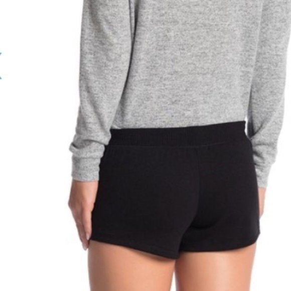 Theo & Spence | Yummy Brushed Knit Shorts NEW - Picture 2 of 3